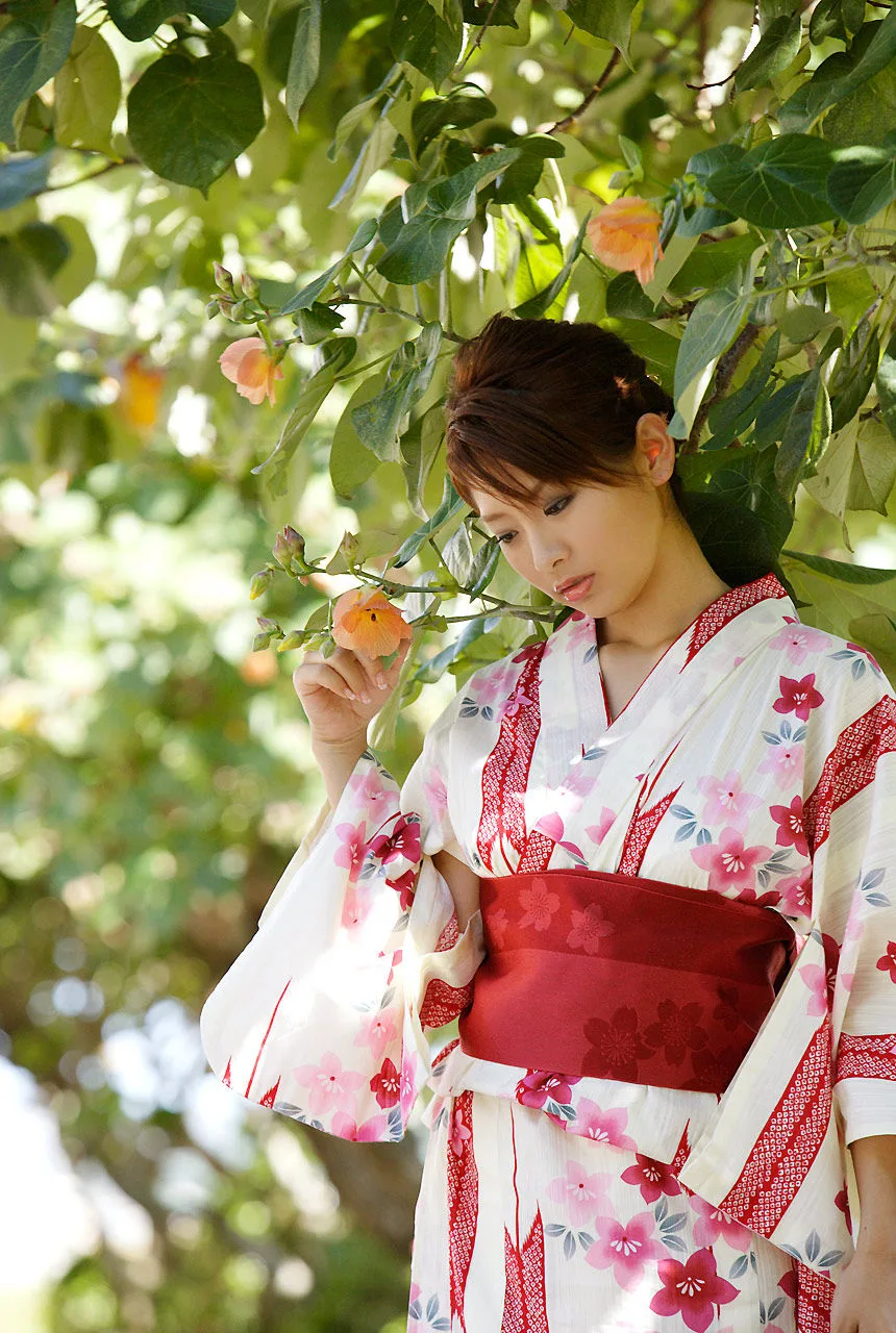 [Image.tv] Album ảnh "Nữ thần mùa hè" của Yuka Hotta - 2