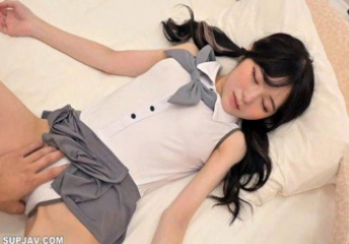 Đụ cô em nữ sinh bướm sắp tới ngày